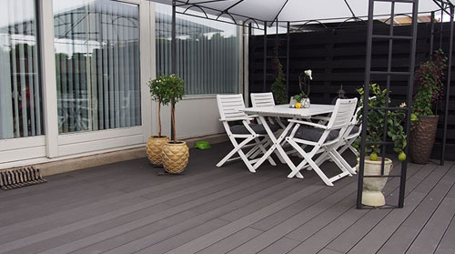 Wood plastic composite decking