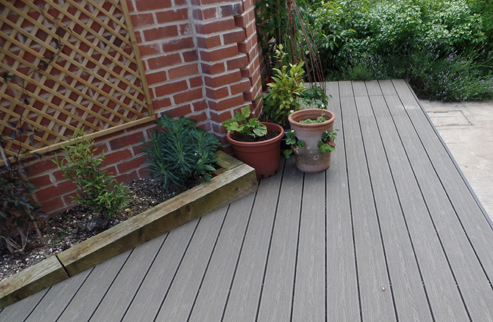 How to Choose Composite Decking