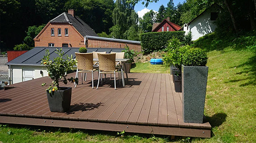 Por que escolher o deck composto de madeira e plástico para o seu terraço?