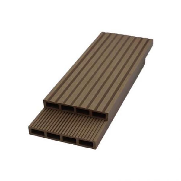 Panneaux de wpc creux composites en plastique bois 120*20mm