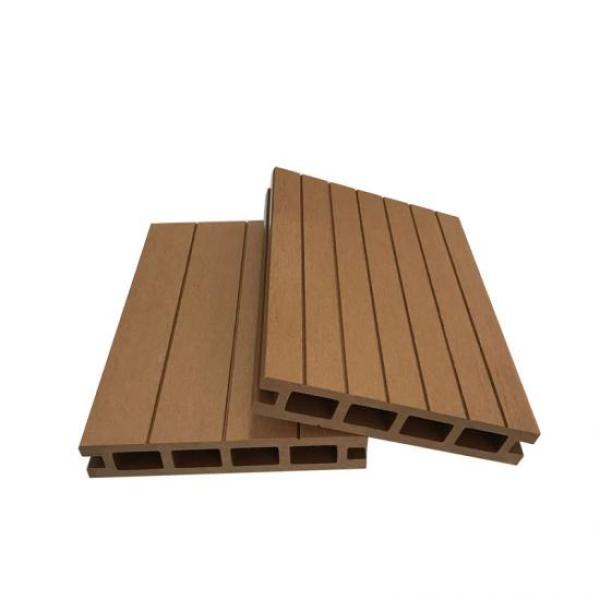Revêtement de sol extérieur composite bois-plastique wpc