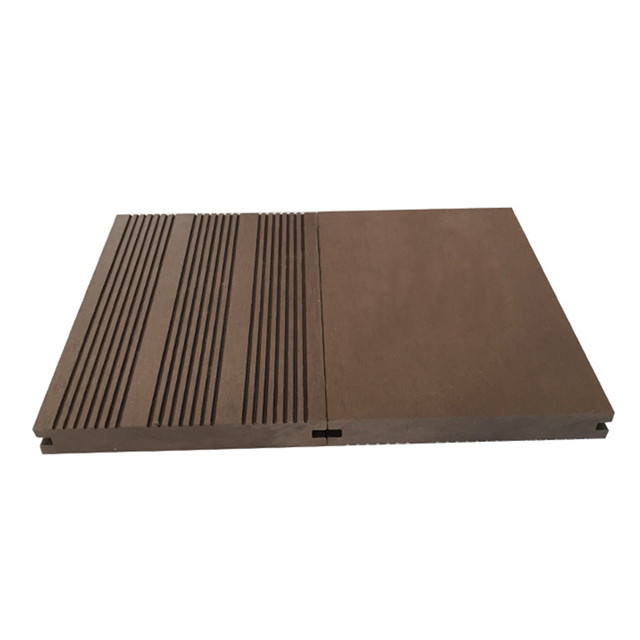 Wood plastic composite outdoor solid decking