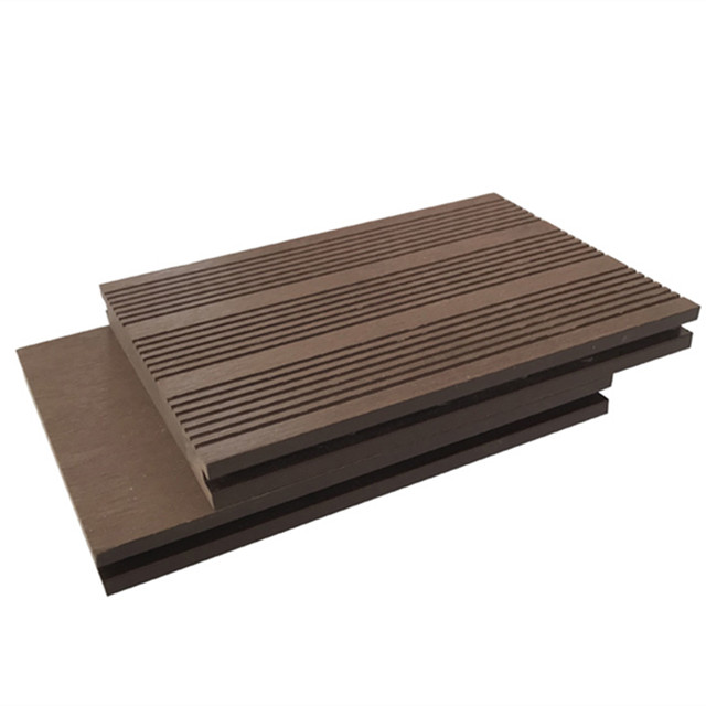 Wood plastic composite outdoor solid decking