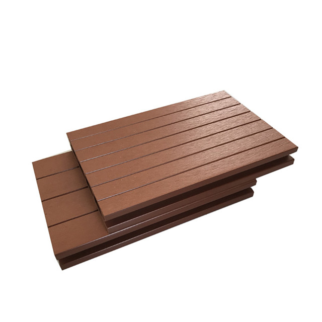 Wood plastic composite hollow plastic decking